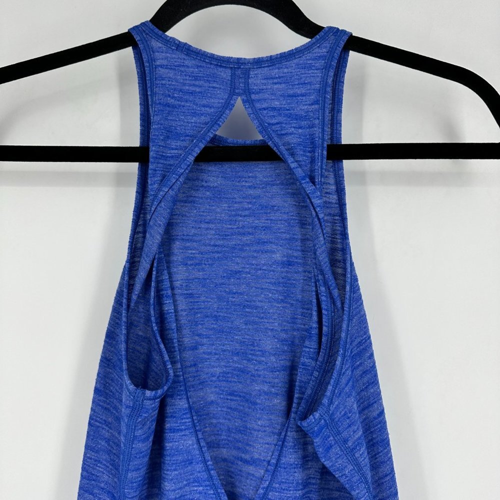 Lululemon Trapeze Twist Open Back Light Luon Tank Top Heathered Harbor Blue‎ 2 - Picture 5 of 7